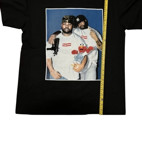 Supreme Black Tee with Graphic Print - Picture 3 of 6